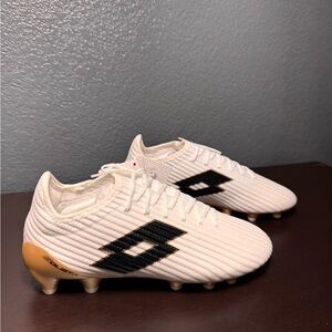 Lotto Mens Solista 200 III FG White Soccer Cleats Italy Size 5.5